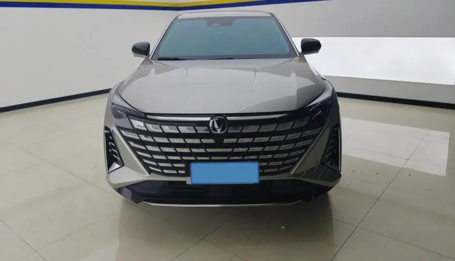 2024 ChangAn UNI-Z 1.5L 98HP L4 E-CVT PHEV 18.4KWH,autocango,china used car exporter,china ev exporter,chinese used car exporter,chinese used ev exporter