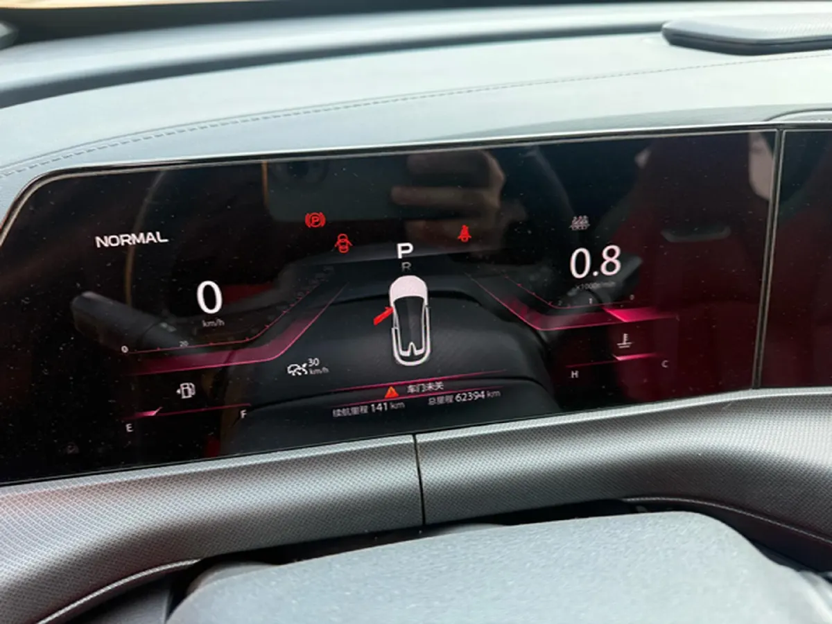 2020 ChangAn UNI-T 1.5T 180HP L4 7DCT,autocango,china used car exporter,china ev exporter,chinese used car exporter,chinese used ev exporter