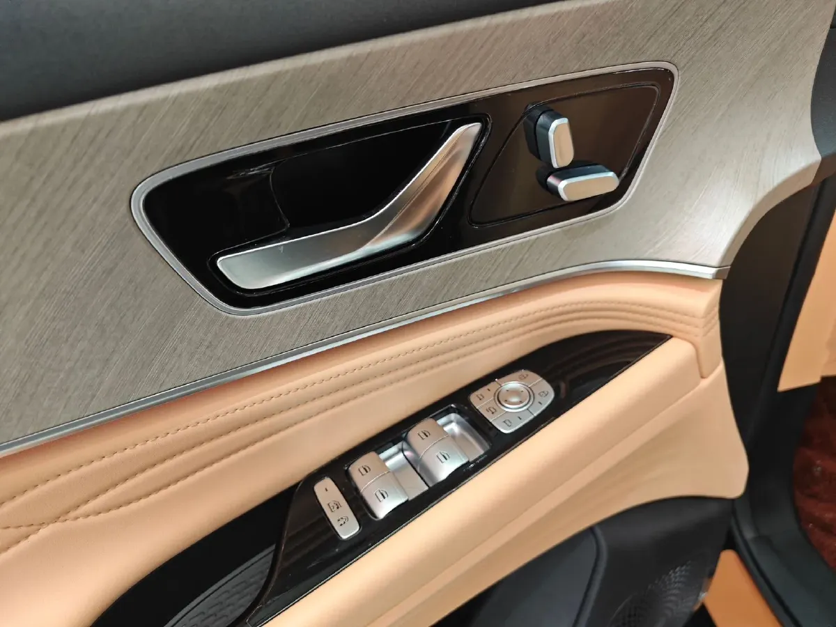 2023 Chery Tiggo 9 2.0T 261HP L4 7DCT,autocango,china used car exporter,china ev exporter,chinese used car exporter,chinese used ev exporter