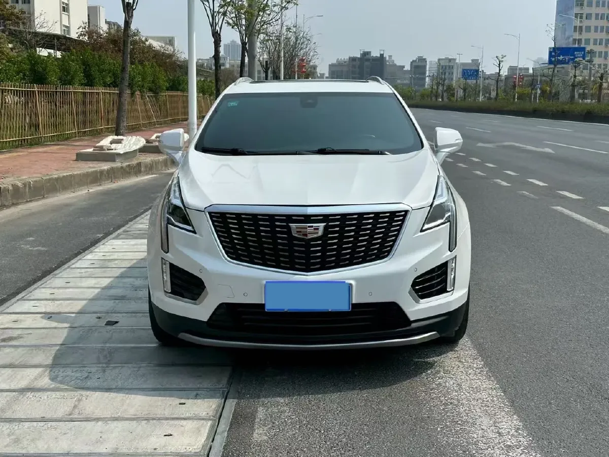 2021 Cadillac XT5 2.0T 237HP L4 9AT,autocango,china used car exporter,china ev exporter,chinese used car exporter,chinese used ev exporter