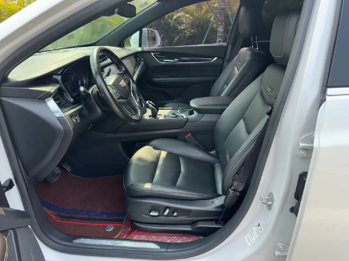 2021 Cadillac XT5 2.0T 237HP L4 9AT,autocango,china used car exporter,china ev exporter,chinese used car exporter,chinese used ev exporter