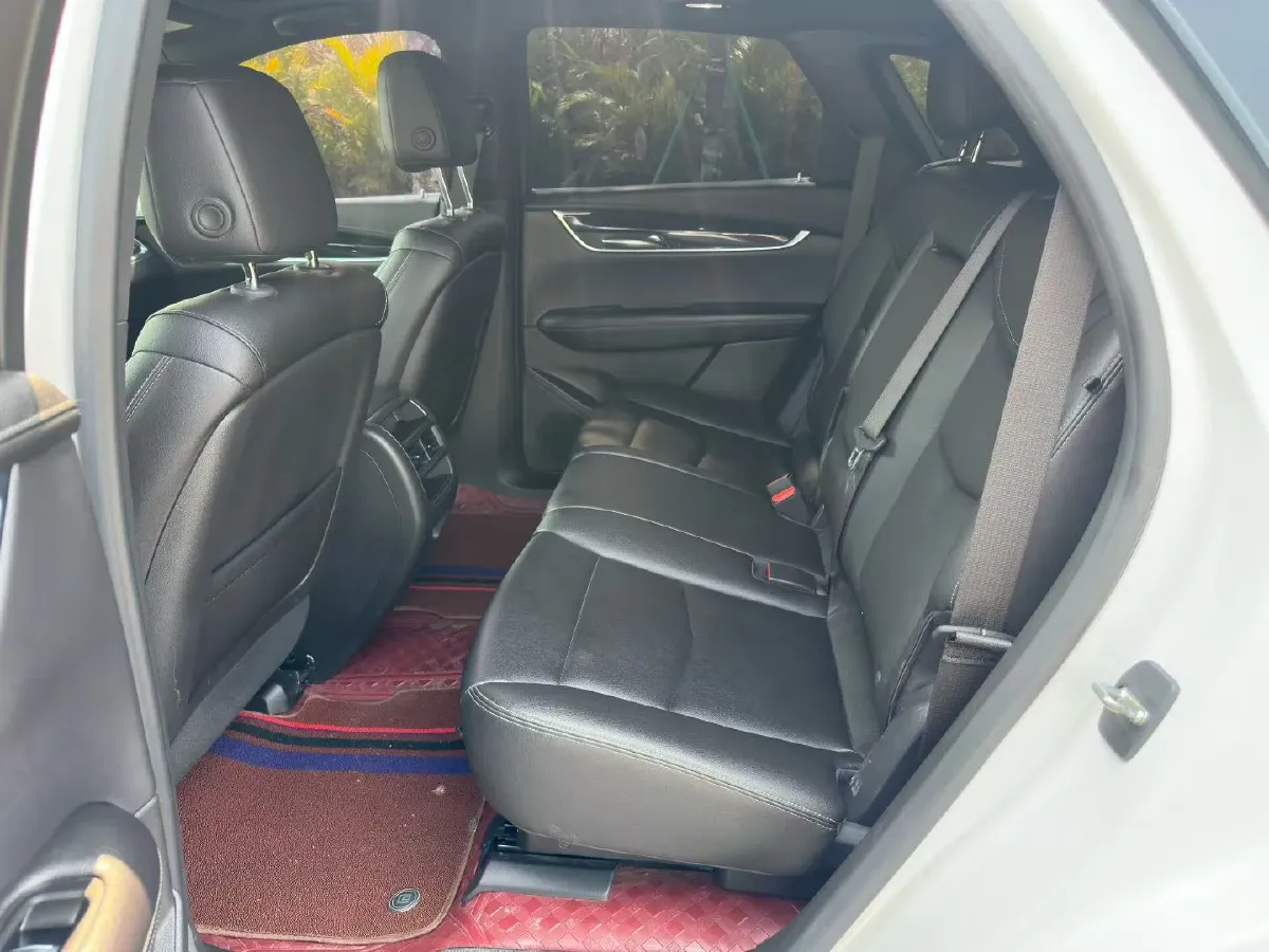 2021 Cadillac XT5 2.0T 237HP L4 9AT,autocango,china used car exporter,china ev exporter,chinese used car exporter,chinese used ev exporter