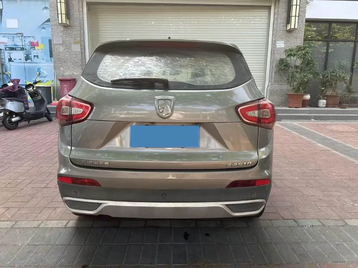 2017 BaoJun 510 1.5L 112HP L4 6MT,autocango,china used car exporter,china ev exporter,chinese used car exporter,chinese used ev exporter