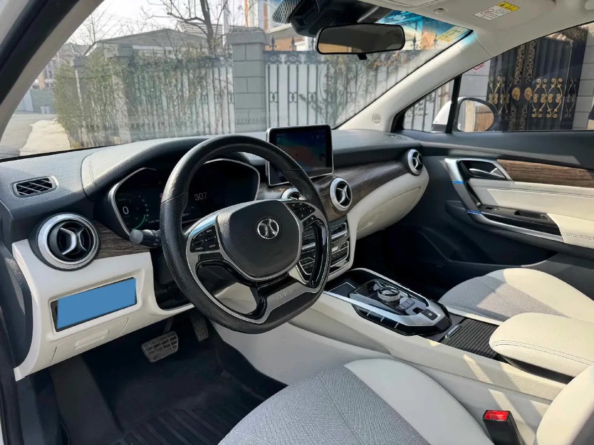 2018 BeiJing Auto EU5 BEV 53.66KWH,autocango,china used car exporter,china ev exporter,chinese used car exporter,chinese used ev exporter