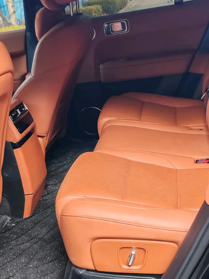 2024 Li L6 Range Extended 154HP L4 REEV 36.8KWH,autocango,china used car exporter,china ev exporter,chinese used car exporter,chinese used ev exporter