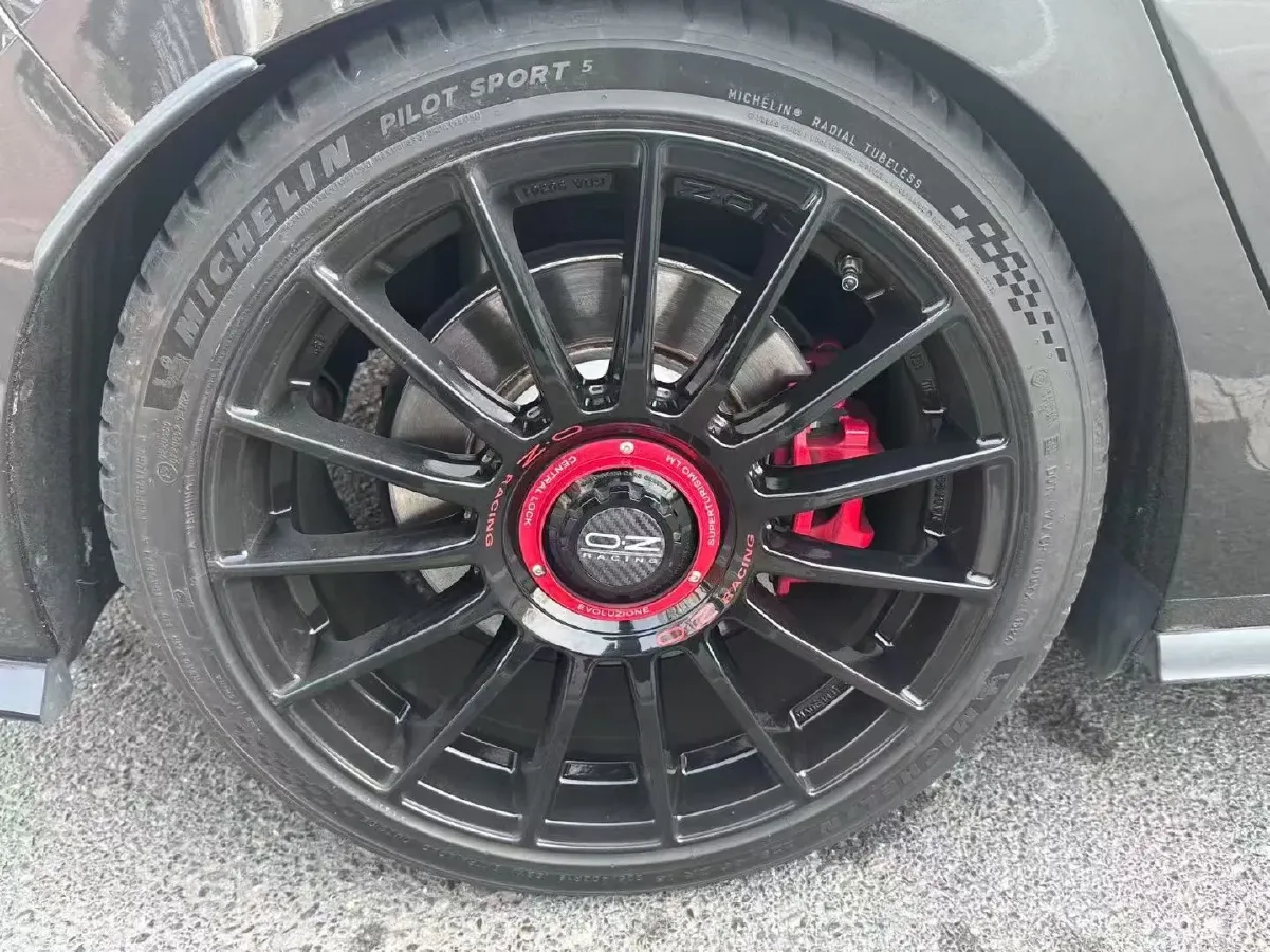 2023 Volkswagen GolfGTI 2.0T 220HP L4 7DCT,autocango,china used car exporter,china ev exporter,chinese used car exporter,chinese used ev exporter