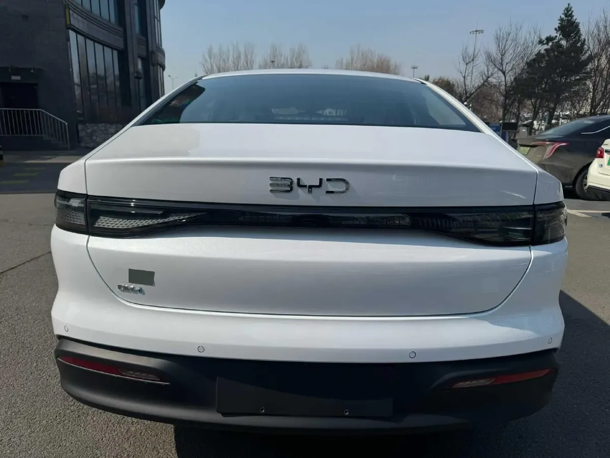 2025 BYD Seal05 DM-i 1.5L 101HP L4 E-CVT PHEV 7.68KWH,autocango,china used car exporter,china ev exporter,chinese used car exporter,chinese used ev exporter