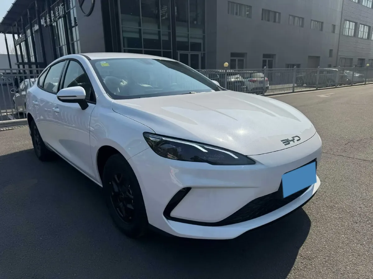 2025 BYD Seal05 DM-i 1.5L 101HP L4 E-CVT PHEV 7.68KWH,autocango,china used car exporter,china ev exporter,chinese used car exporter,chinese used ev exporter