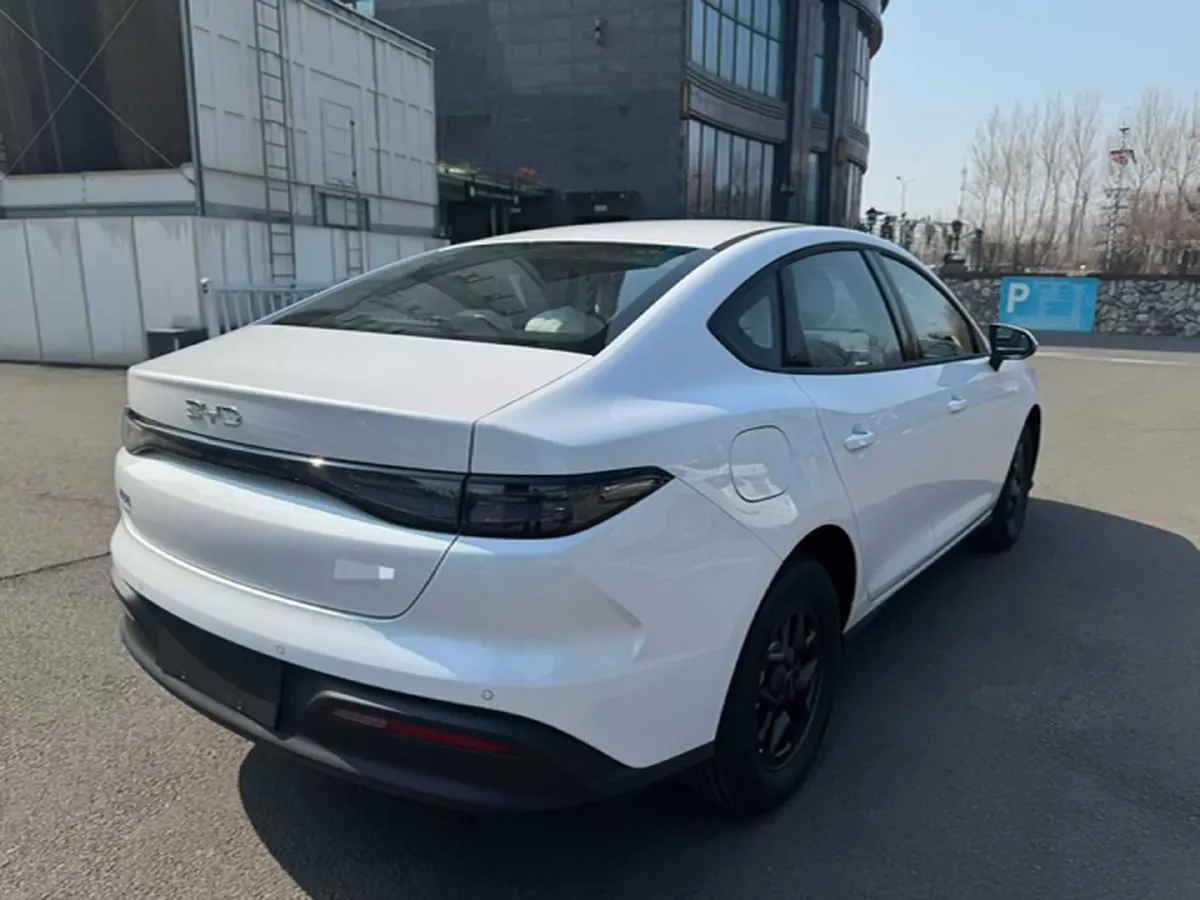 2025 BYD Seal05 DM-i 1.5L 101HP L4 E-CVT PHEV 7.68KWH,autocango,china used car exporter,china ev exporter,chinese used car exporter,chinese used ev exporter