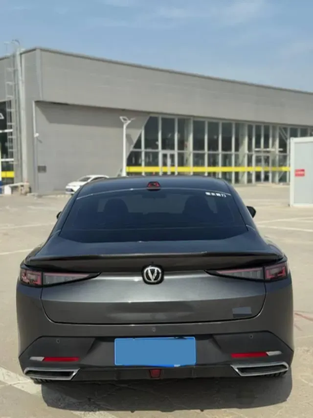 2023 ChangAn Oshan Z6 1.5T 188HP L4 7DCT,autocango,china used car exporter,china ev exporter,chinese used car exporter,chinese used ev exporter