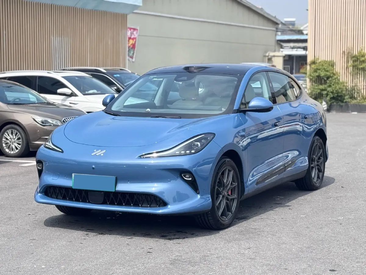 2025 IM LS6 BEV 75KWH,autocango,china used car exporter,china ev exporter,chinese used car exporter,chinese used ev exporter