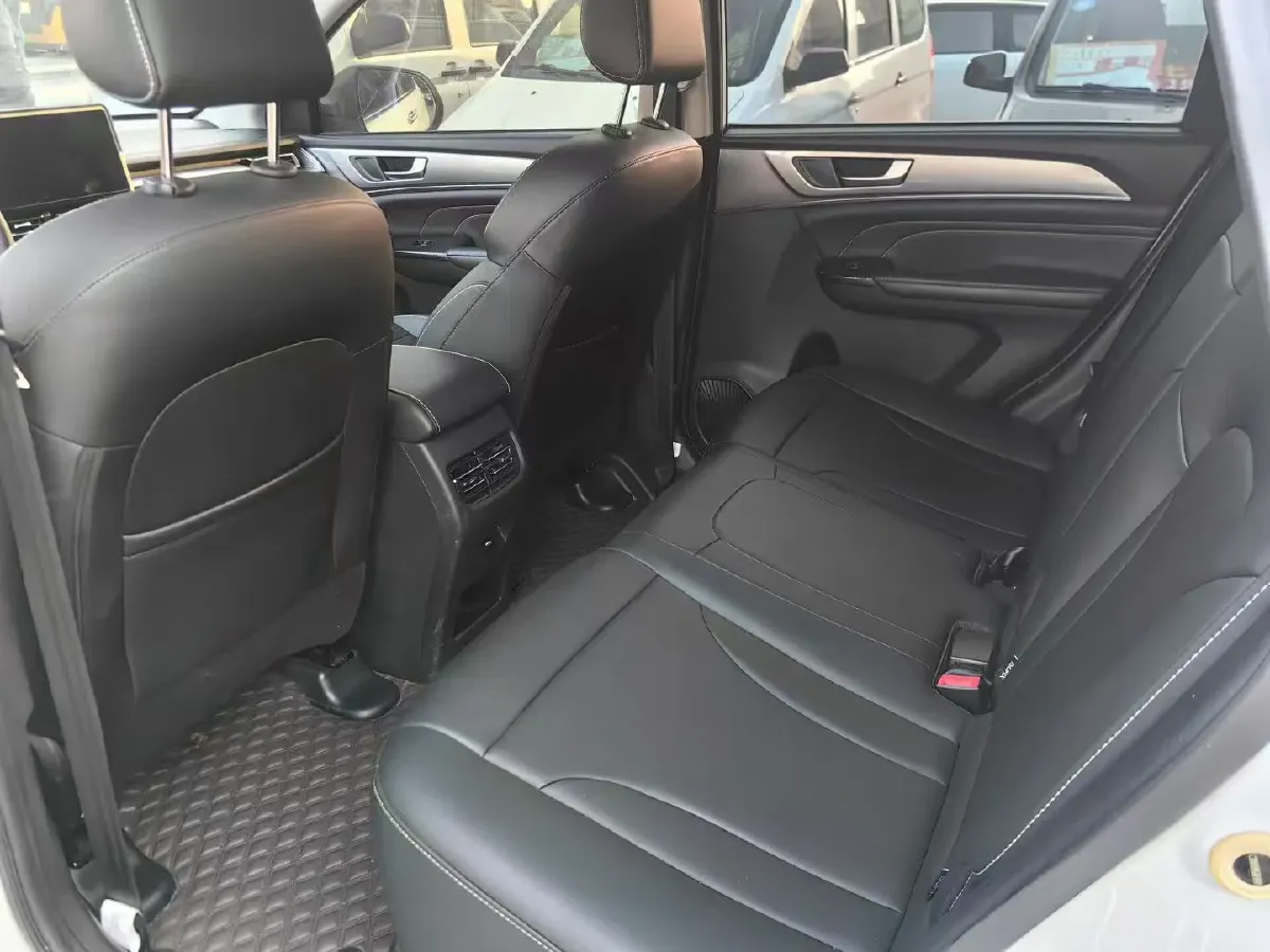 2022 Haval H6 1.5T 184HP L4 7DCT,autocango,china used car exporter,china ev exporter,chinese used car exporter,chinese used ev exporter