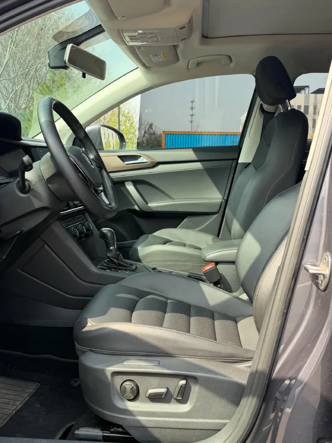 2021 Volkswagen Tharu 1.4T 150HP L4 7DCT,autocango,china used car exporter,china ev exporter,chinese used car exporter,chinese used ev exporter