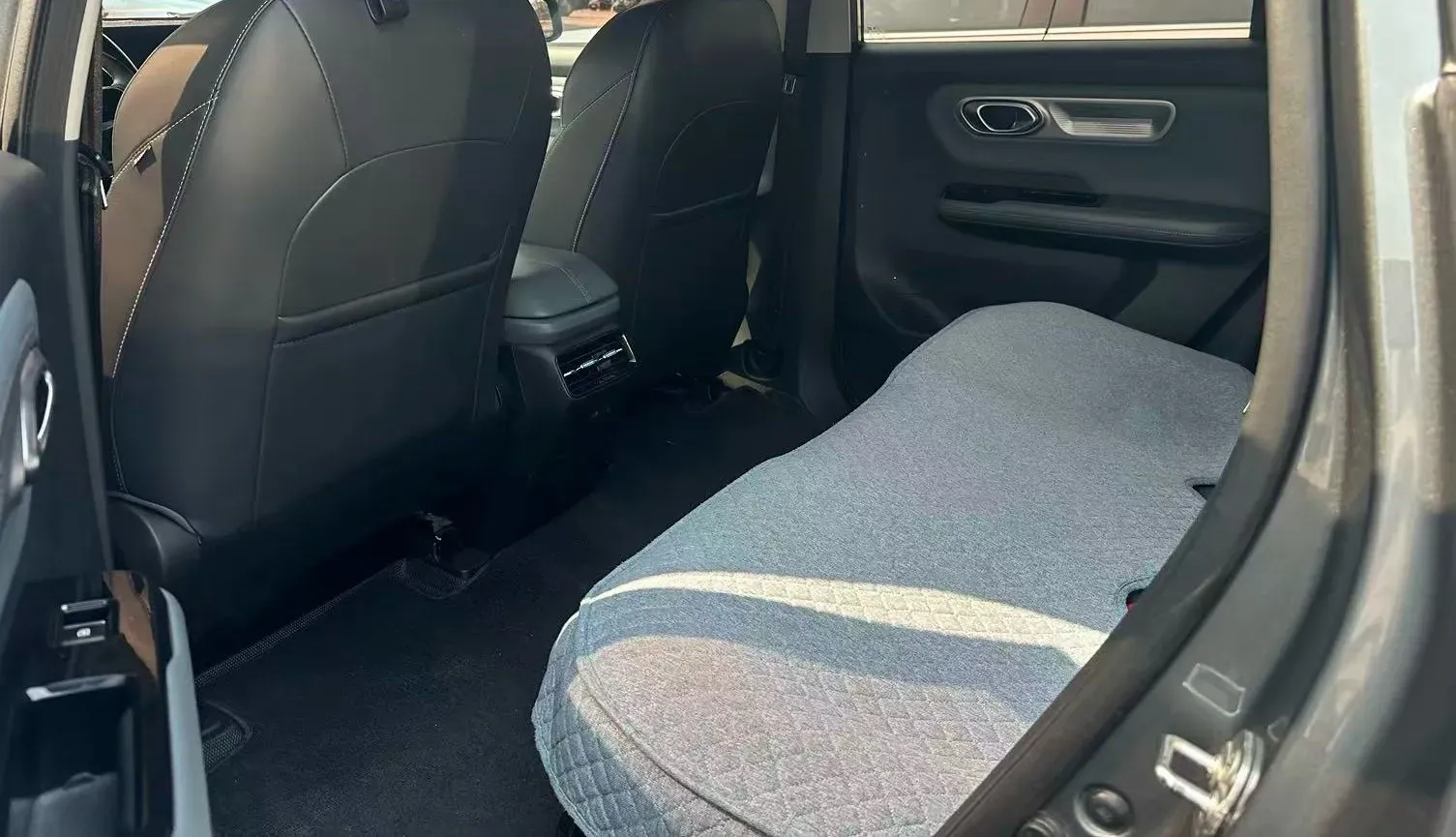 2024 Aion Y BEV 68.2KWH,autocango,china used car exporter,china ev exporter,chinese used car exporter,chinese used ev exporter