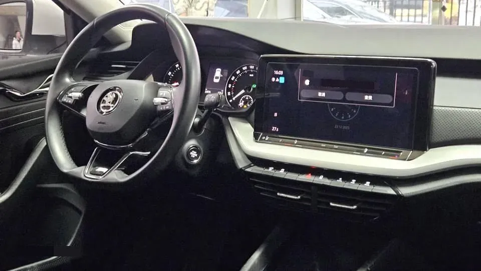 2021 Skoda Octavia 1.4T 150HP L4 7DCT,autocango,china used car exporter,china ev exporter,chinese used car exporter,chinese used ev exporter