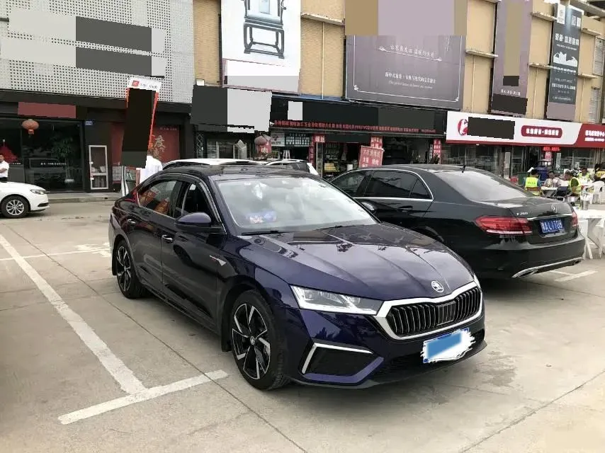 2021 Skoda Octavia 1.4T 150HP L4 7DCT,autocango,china used car exporter,china ev exporter,chinese used car exporter,chinese used ev exporter