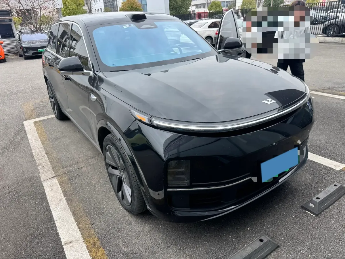 2024 Li L9 Range Extended 154HP REEV 52.3KWH,autocango,china used car exporter,china ev exporter,chinese used car exporter,chinese used ev exporter