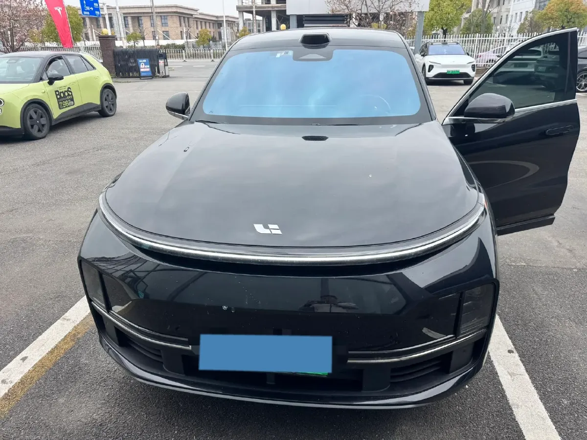 2024 Li L9 Range Extended 154HP REEV 52.3KWH,autocango,china used car exporter,china ev exporter,chinese used car exporter,chinese used ev exporter