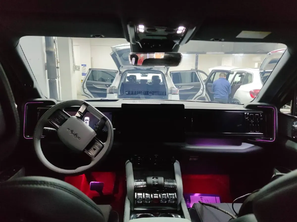 2023 FangChengBao Bao 5 1.5T 194HP L4 E-CVT PHEV 31.8KWH,autocango,china used car exporter,china ev exporter,chinese used car exporter,chinese used ev exporter