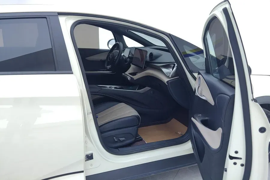 2023 BYD Dolphin BEV 44.928KWH,autocango,china used car exporter,china ev exporter,chinese used car exporter,chinese used ev exporter