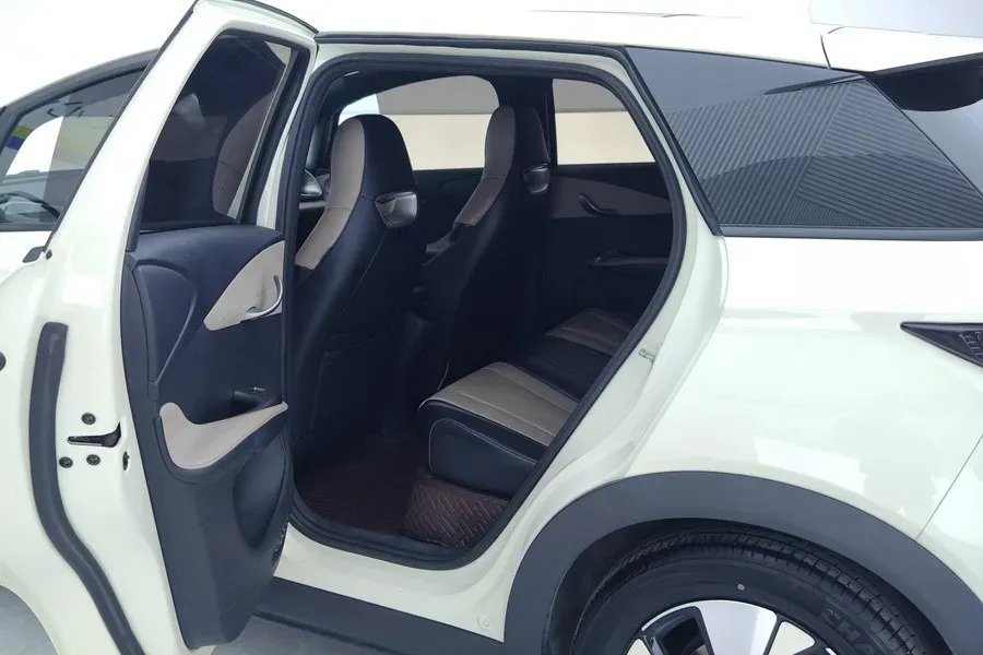 2023 BYD Dolphin BEV 44.928KWH,autocango,china used car exporter,china ev exporter,chinese used car exporter,chinese used ev exporter