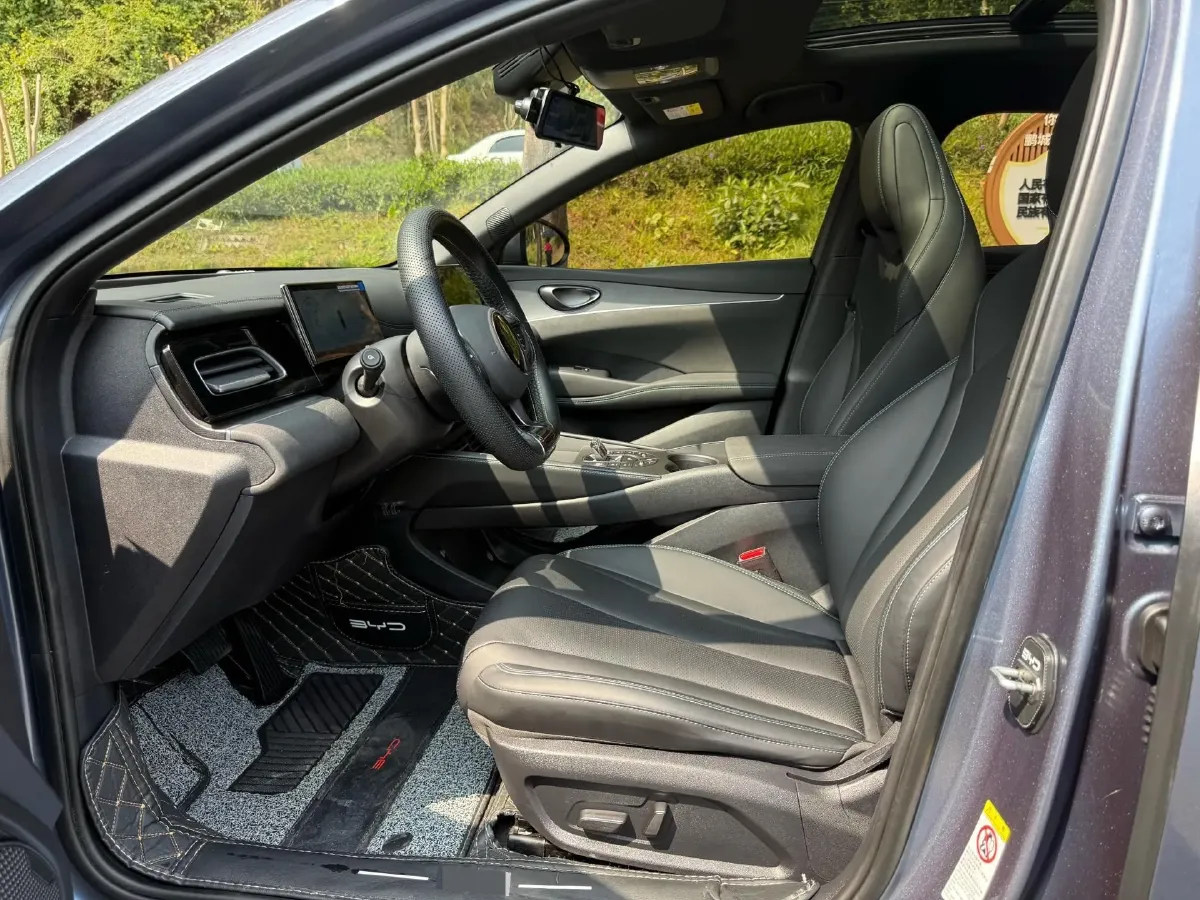 2024 BYD Seal 06 1.5L 101HP L4 E-CVT PHEV 15.87KWH,autocango,china used car exporter,china ev exporter,chinese used car exporter,chinese used ev exporter