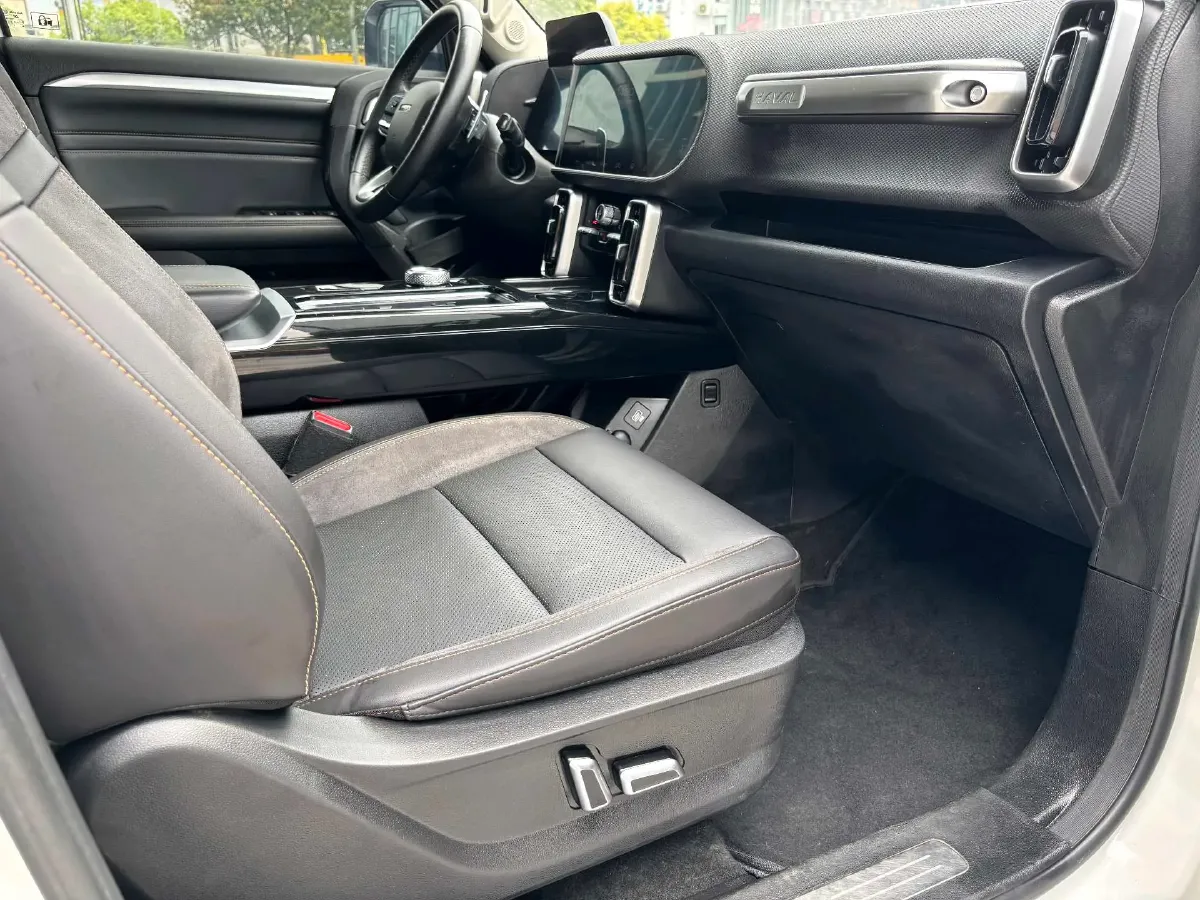 2022 Haval Dargo 2.0T 211HP L4 7DCT,autocango,china used car exporter,china ev exporter,chinese used car exporter,chinese used ev exporter