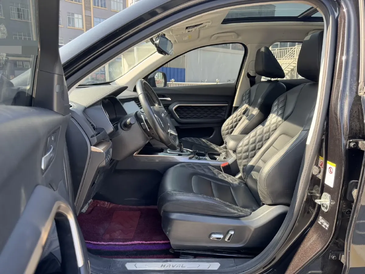 2020 Haval H6 1.5T 169HP L4 7DCT,autocango,china used car exporter,china ev exporter,chinese used car exporter,chinese used ev exporter