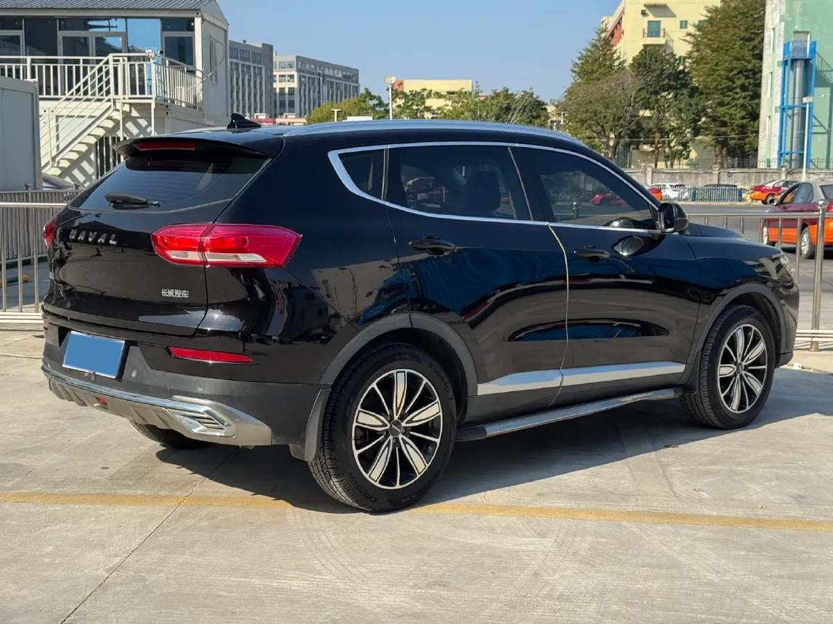 2020 Haval H6 1.5T 169HP L4 7DCT,autocango,china used car exporter,china ev exporter,chinese used car exporter,chinese used ev exporter