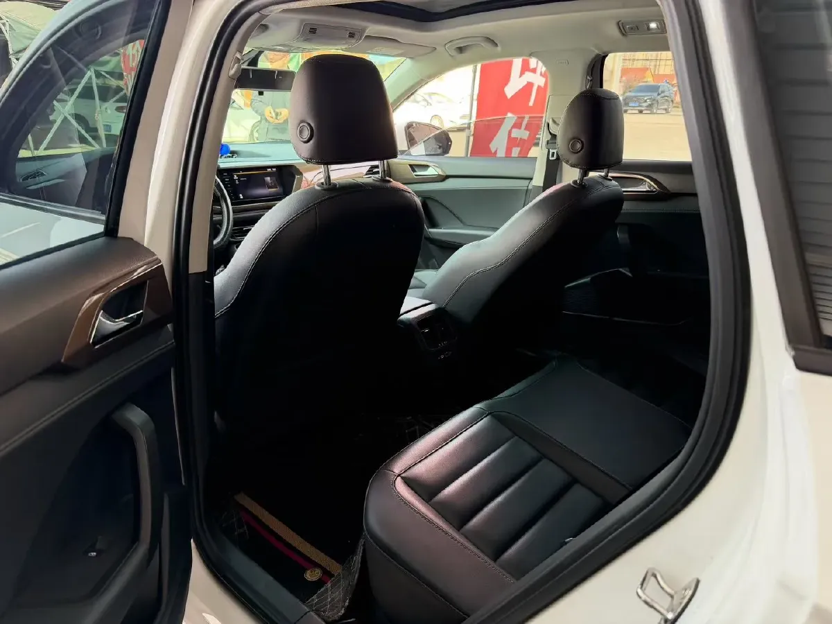 2021 Volkswagen Tharu 1.4T 150HP L4 7DCT,autocango,china used car exporter,china ev exporter,chinese used car exporter,chinese used ev exporter