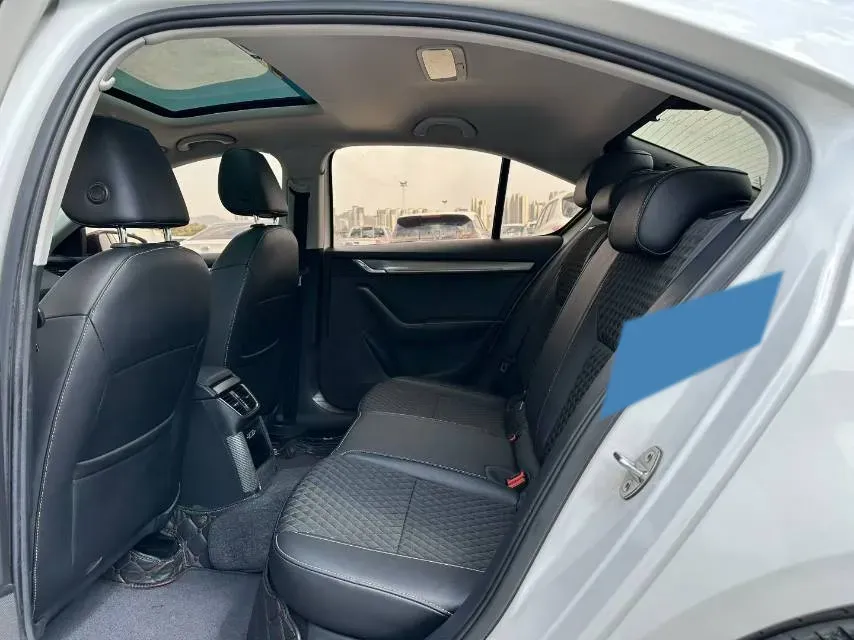 2018 Skoda Octavia 1.4T 150HP L4 7DCT,autocango,china used car exporter,china ev exporter,chinese used car exporter,chinese used ev exporter