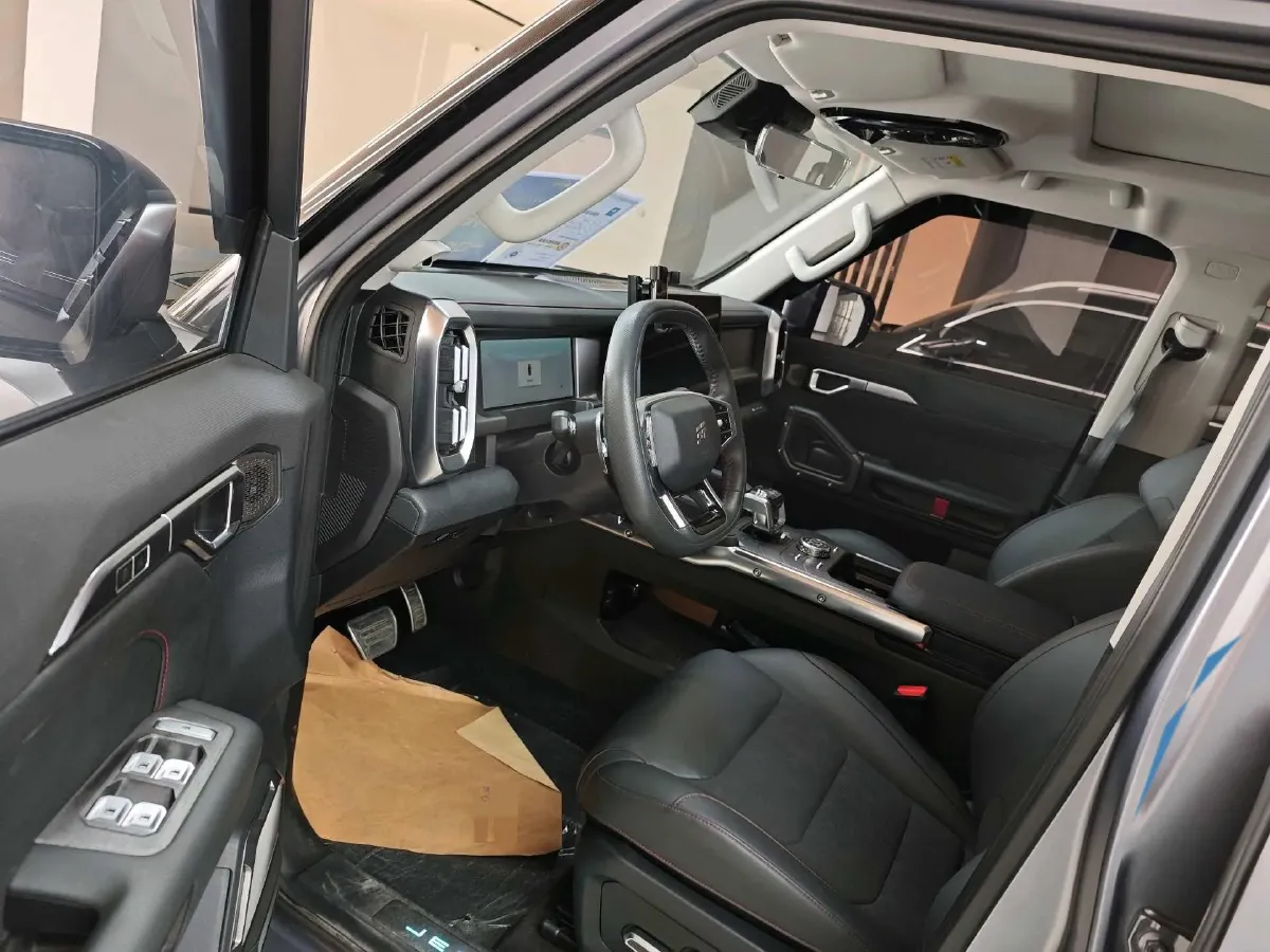 2023 Jetour Traveller 2.0T 254HP L4 8AT,autocango,china used car exporter,china ev exporter,chinese used car exporter,chinese used ev exporter