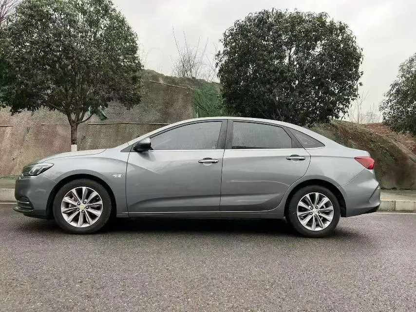 2022 Chevrolet Monza 1.5L 113HP L4 6AT,autocango,china used car exporter,china ev exporter,chinese used car exporter,chinese used ev exporter