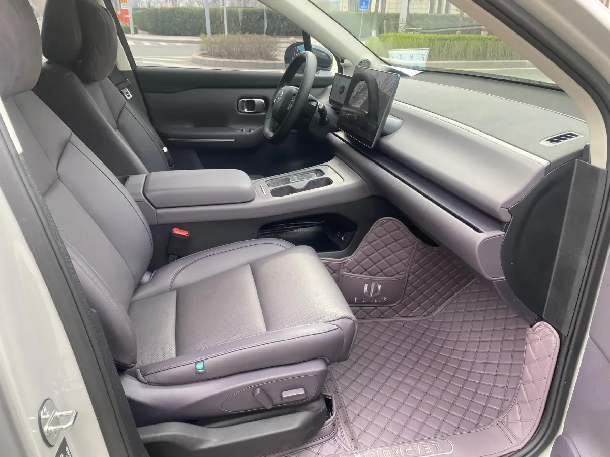 2024 Leapmotor C10 BEV 69.9KWH,autocango,china used car exporter,china ev exporter,chinese used car exporter,chinese used ev exporter