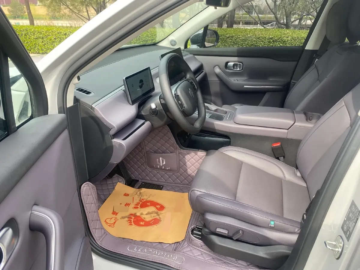 2024 Leapmotor C10 BEV 69.9KWH,autocango,china used car exporter,china ev exporter,chinese used car exporter,chinese used ev exporter