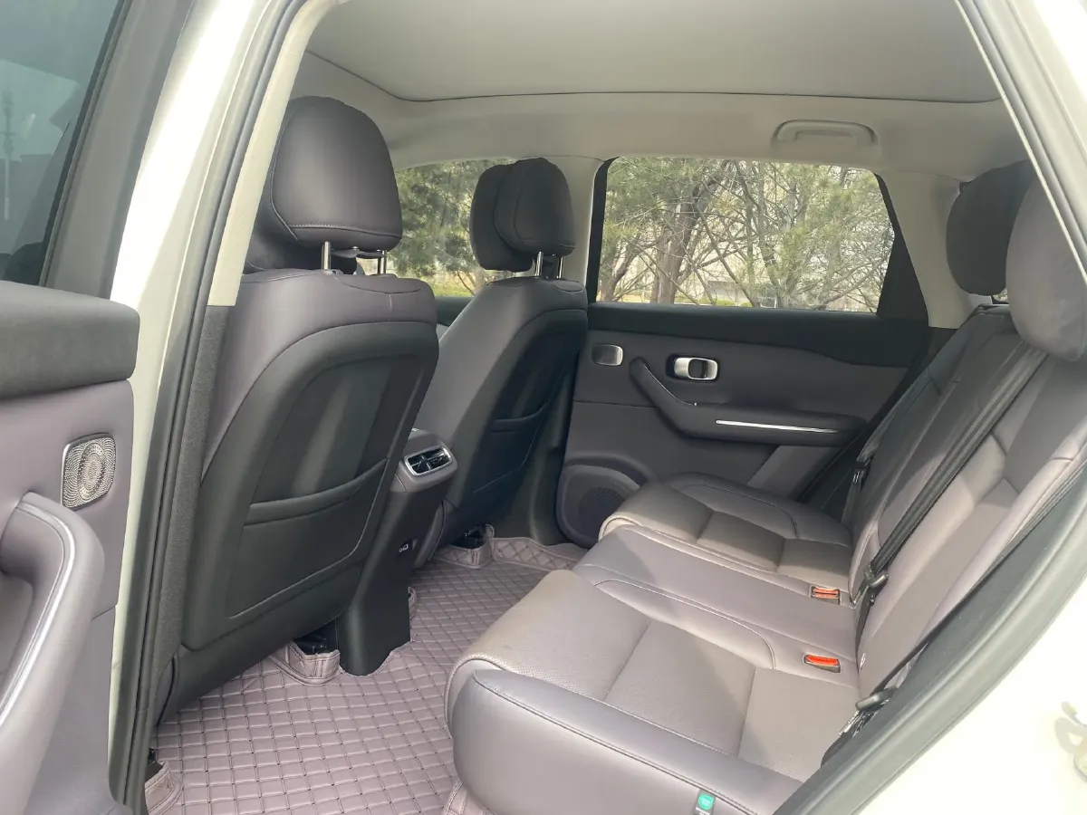 2024 Leapmotor C10 BEV 69.9KWH,autocango,china used car exporter,china ev exporter,chinese used car exporter,chinese used ev exporter