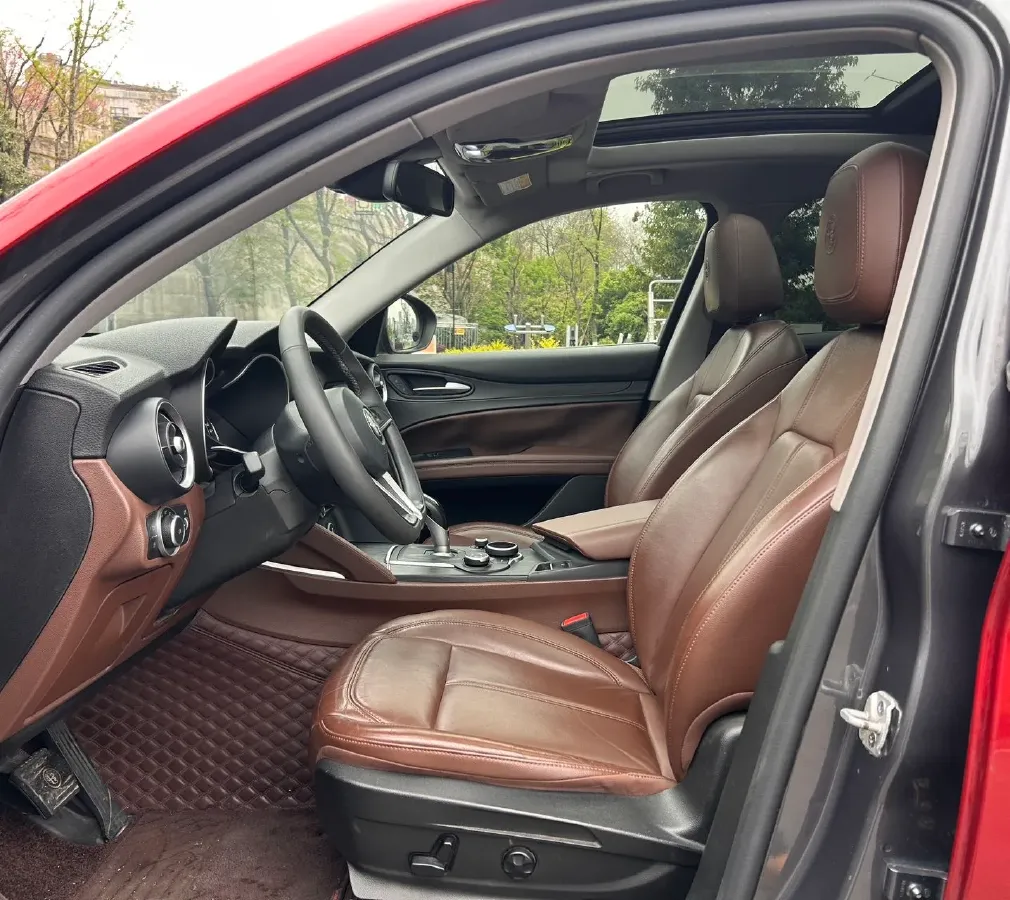 2017 Lexus NX 2.0T 238HP L4 6AT,autocango,china used car exporter,china ev exporter,chinese used car exporter,chinese used ev exporter