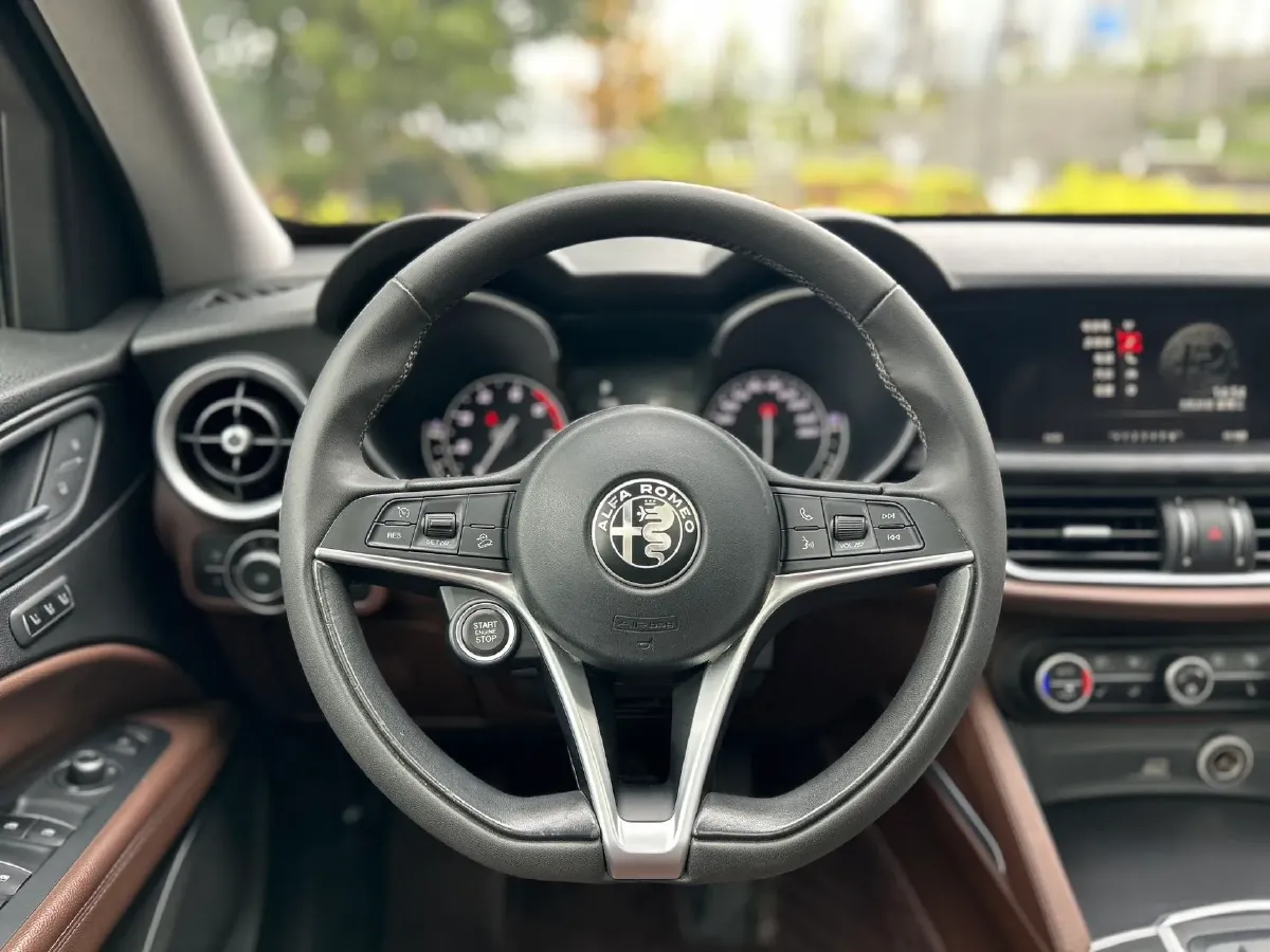 2017 Lexus NX 2.0T 238HP L4 6AT,autocango,china used car exporter,china ev exporter,chinese used car exporter,chinese used ev exporter