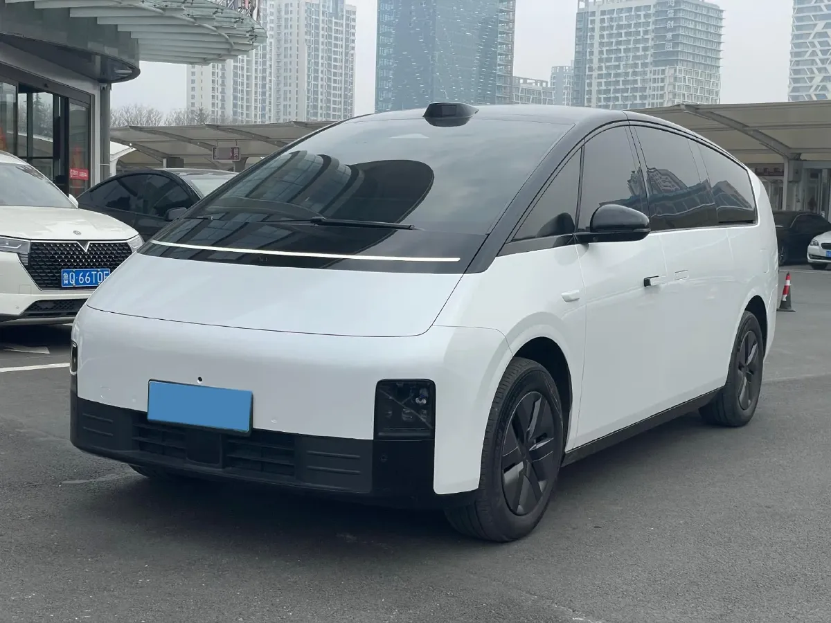 2024 Li MEGA BEV 102.7KWH,autocango,china used car exporter,china ev exporter,chinese used car exporter,chinese used ev exporter
