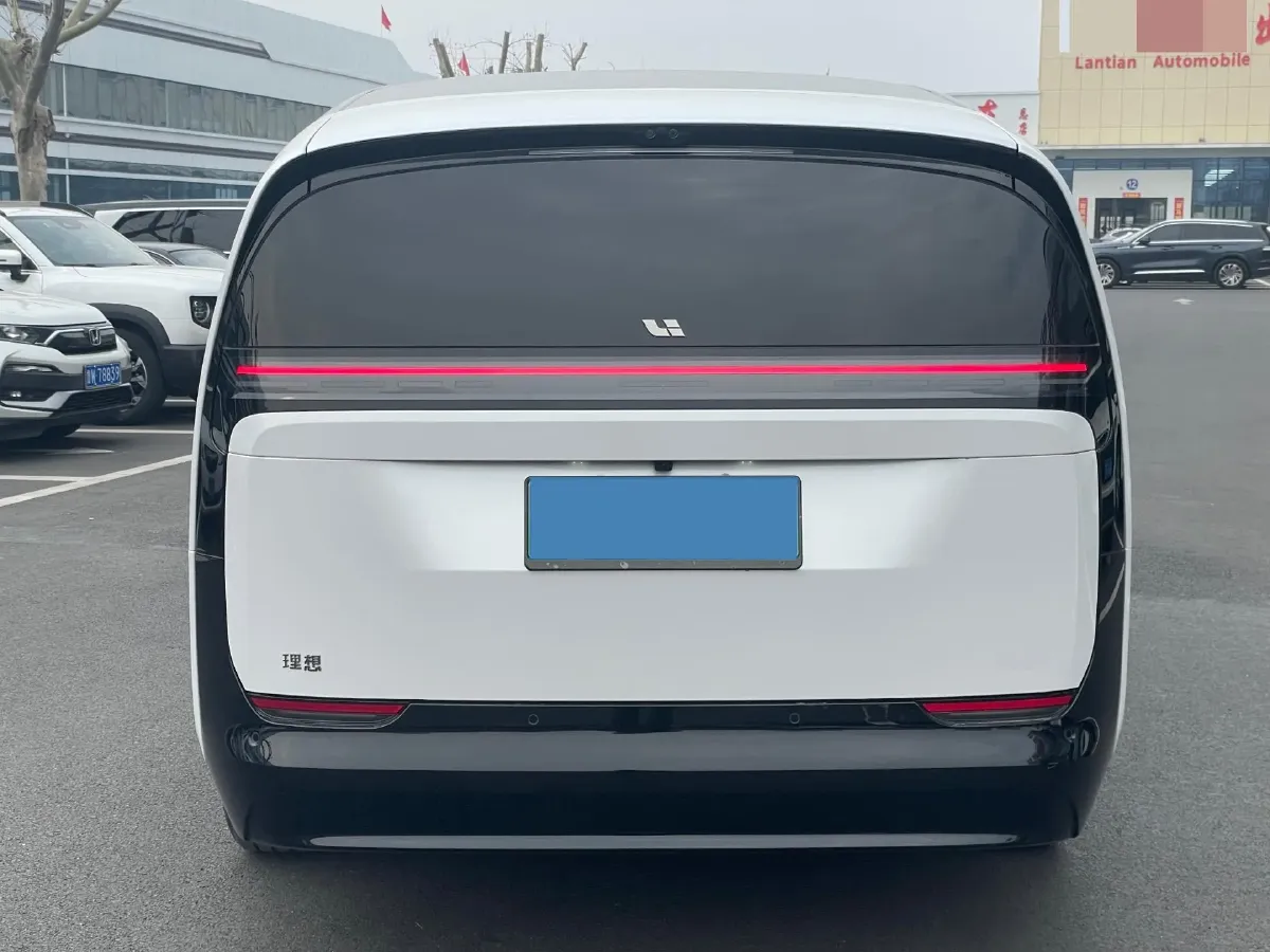 2024 Li MEGA BEV 102.7KWH,autocango,china used car exporter,china ev exporter,chinese used car exporter,chinese used ev exporter