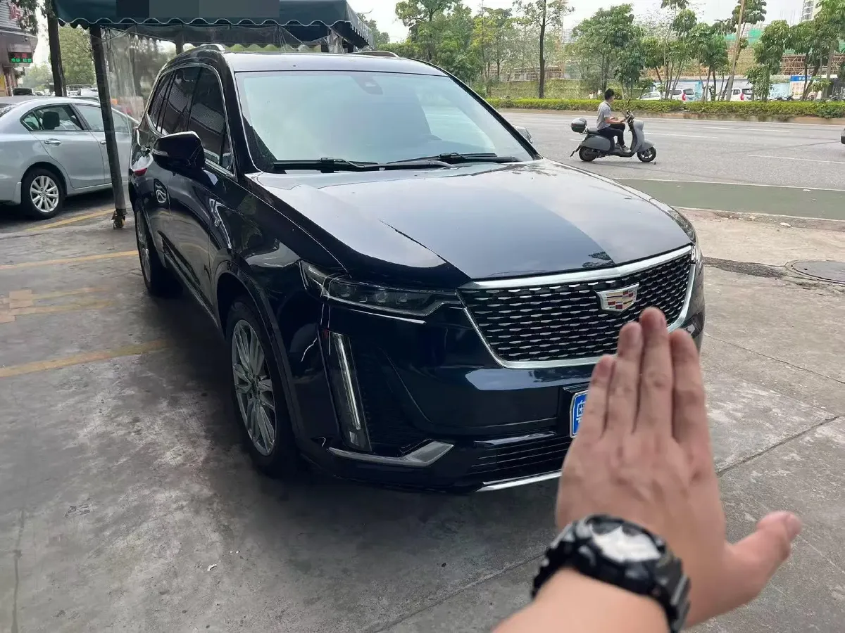 2021 Cadillac XT6 2.0T 237HP L4 9AT,autocango,china used car exporter,china ev exporter,chinese used car exporter,chinese used ev exporter