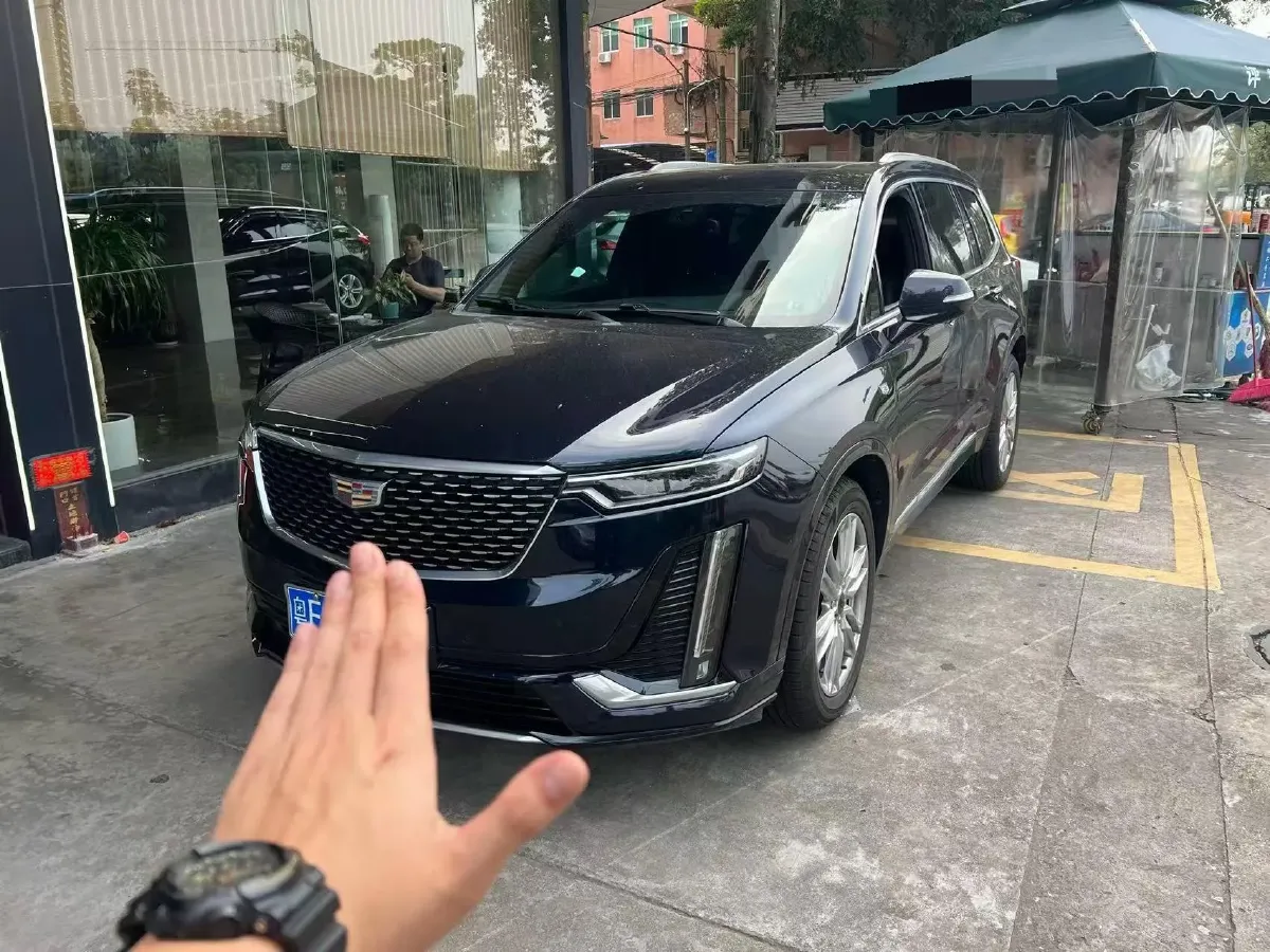 2021 Cadillac XT6 2.0T 237HP L4 9AT,autocango,china used car exporter,china ev exporter,chinese used car exporter,chinese used ev exporter