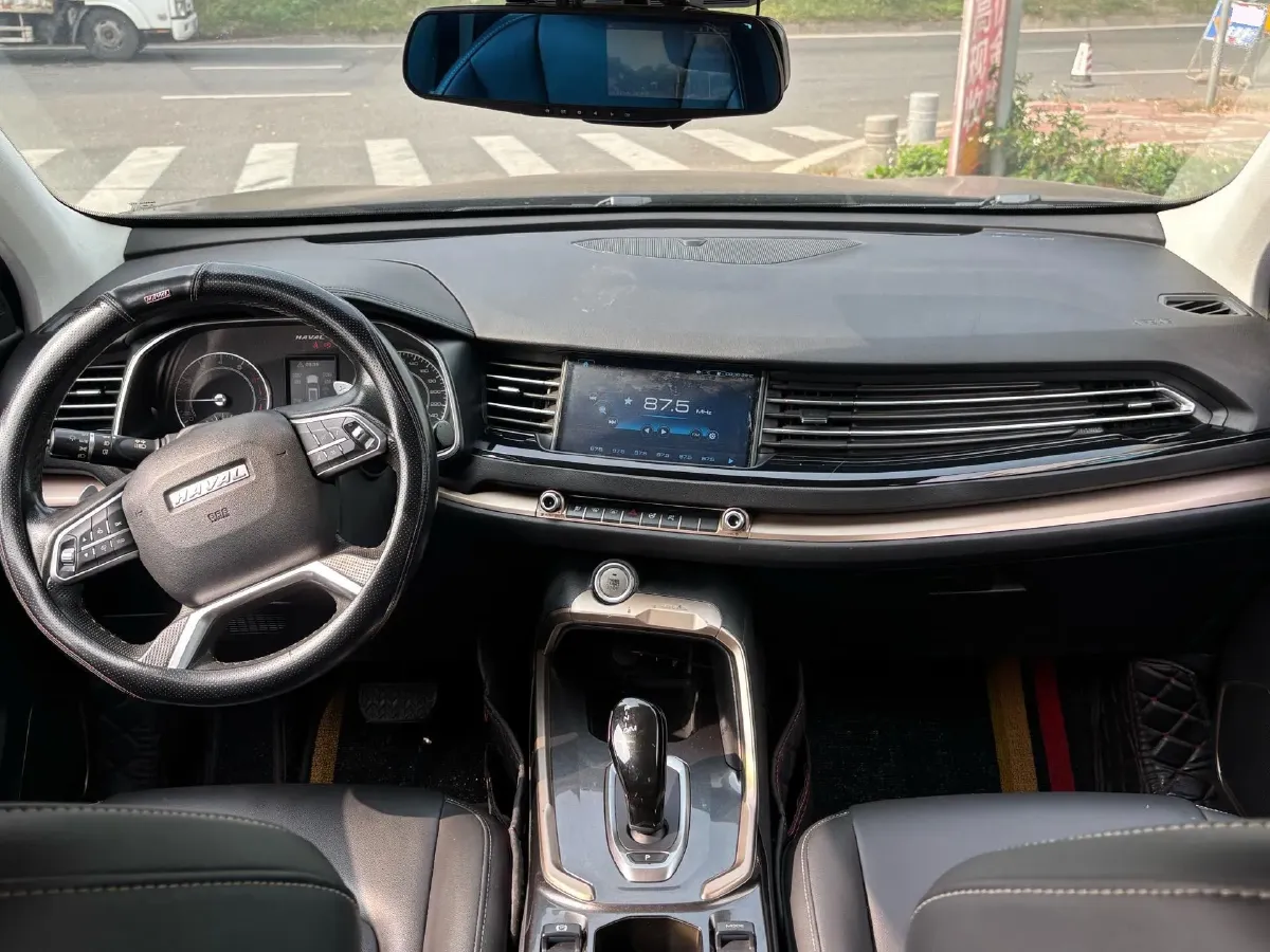 2020 Haval H6 1.5T 169HP L4 7DCT,autocango,china used car exporter,china ev exporter,chinese used car exporter,chinese used ev exporter