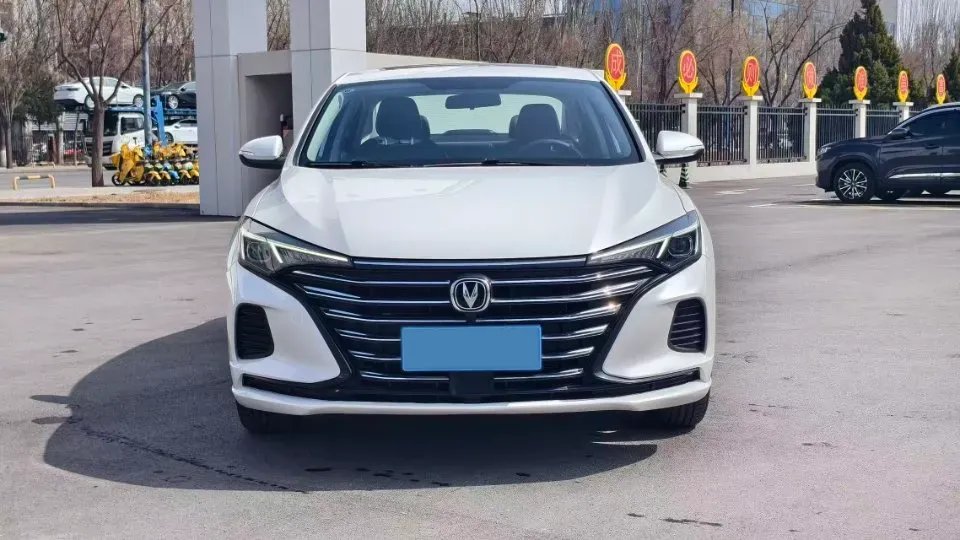 2021 ChangAn Eado 1.6L 128HP L4 5MT,autocango,china used car exporter,china ev exporter,chinese used car exporter,chinese used ev exporter