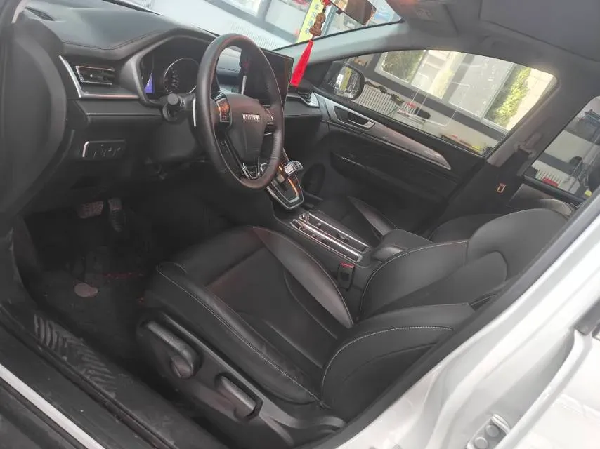 2023 Haval M6 1.5T 150HP L4 7DCT,autocango,china used car exporter,china ev exporter,chinese used car exporter,chinese used ev exporter