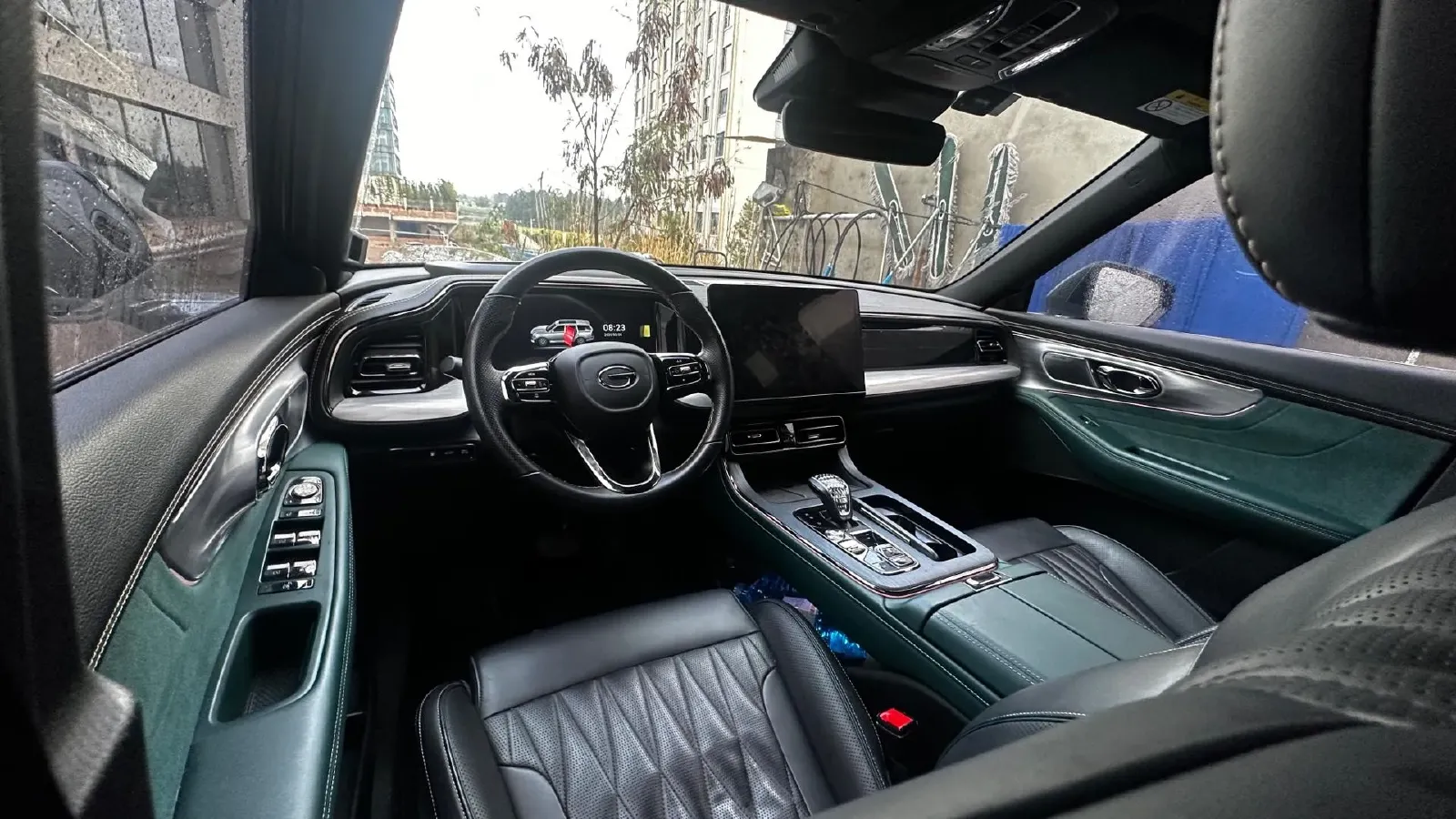 2022 GAC Trumpchi GS8 2.0T 190HP L4 E-CVT Hybrid,autocango,china used car exporter,china ev exporter,chinese used car exporter,chinese used ev exporter