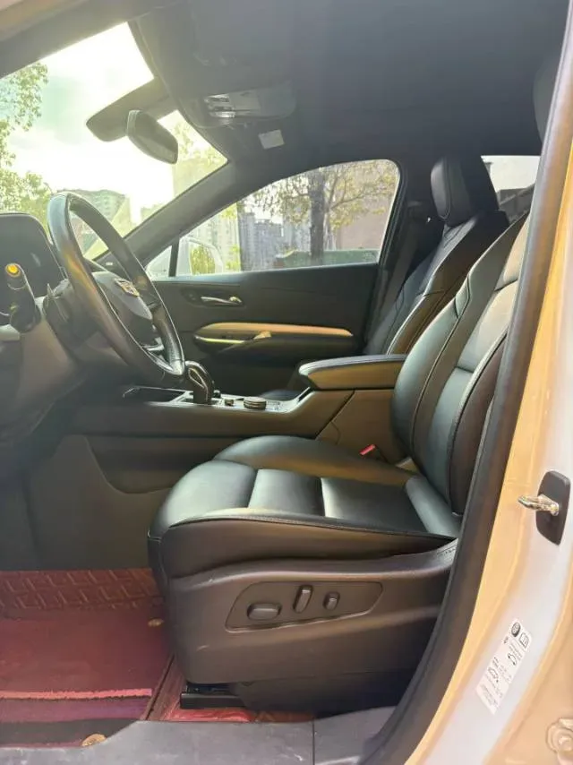 2020 Cadillac XT4 2.0T 241HP L4 9AT,autocango,china used car exporter,china ev exporter,chinese used car exporter,chinese used ev exporter