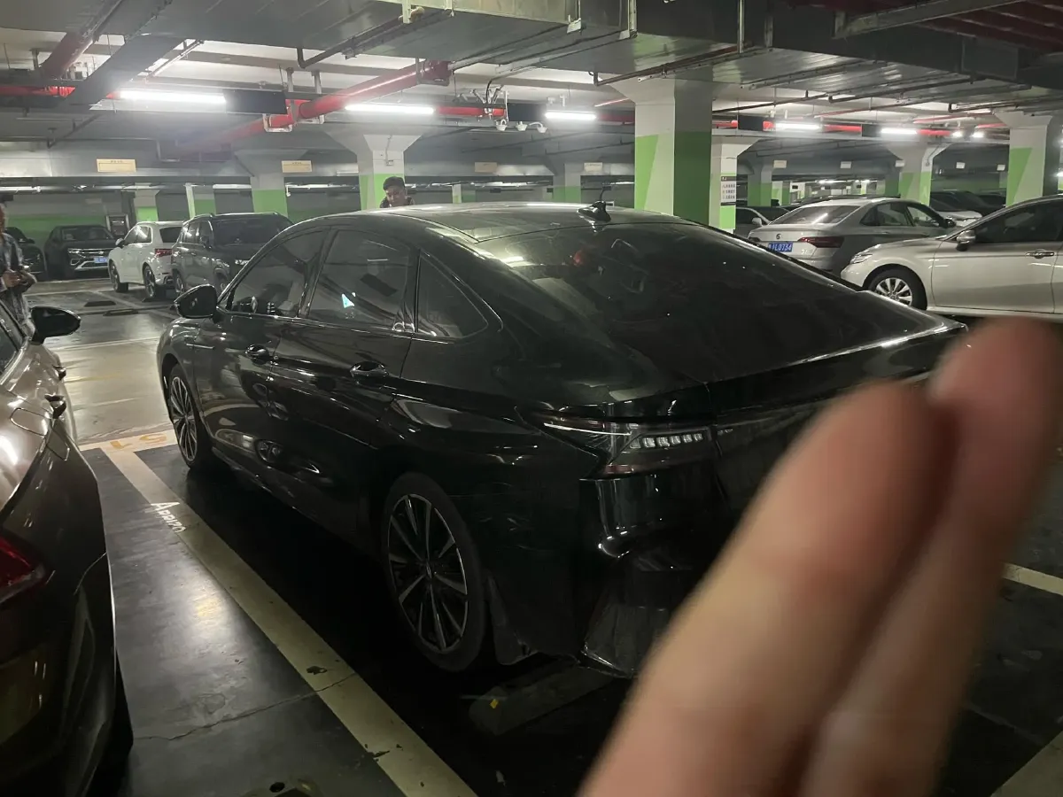 2024 Chery Arrizo 8 2.0T 254HP L4 8AT,autocango,china used car exporter,china ev exporter,chinese used car exporter,chinese used ev exporter