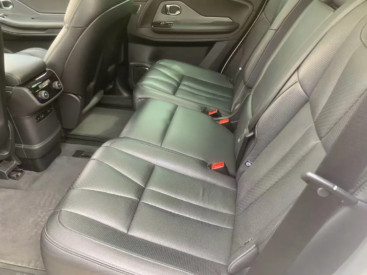 2018 NIO ES8 BEV 70KWH,autocango,china used car exporter,china ev exporter,chinese used car exporter,chinese used ev exporter