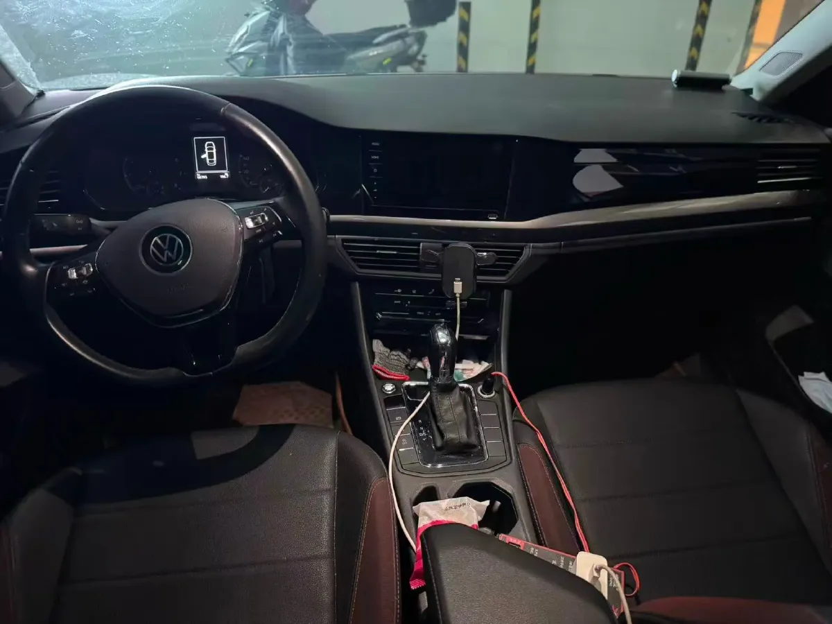 2021 Volkswagen Bora 1.5L 113HP L4 6AT,autocango,china used car exporter,china ev exporter,chinese used car exporter,chinese used ev exporter